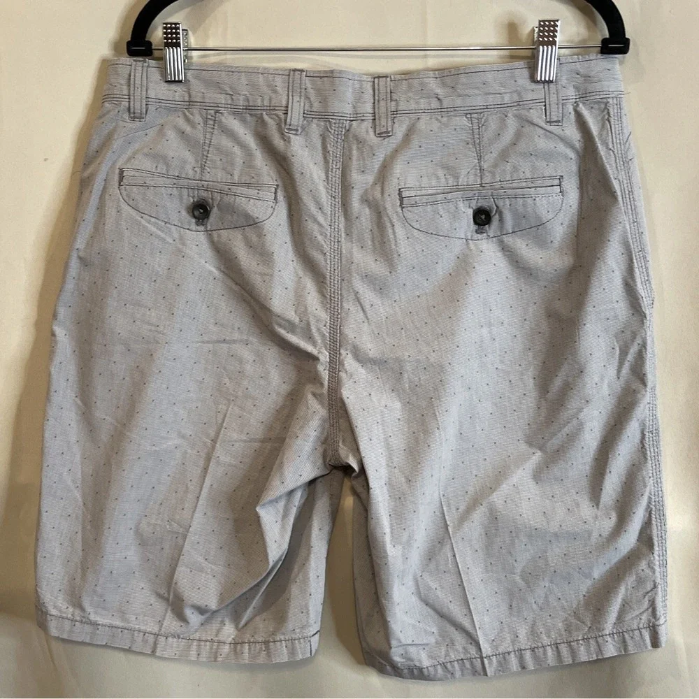 Banana Republic Mens 34 Aiden Short Urban Grey Micro Pattern Crosses Preppy